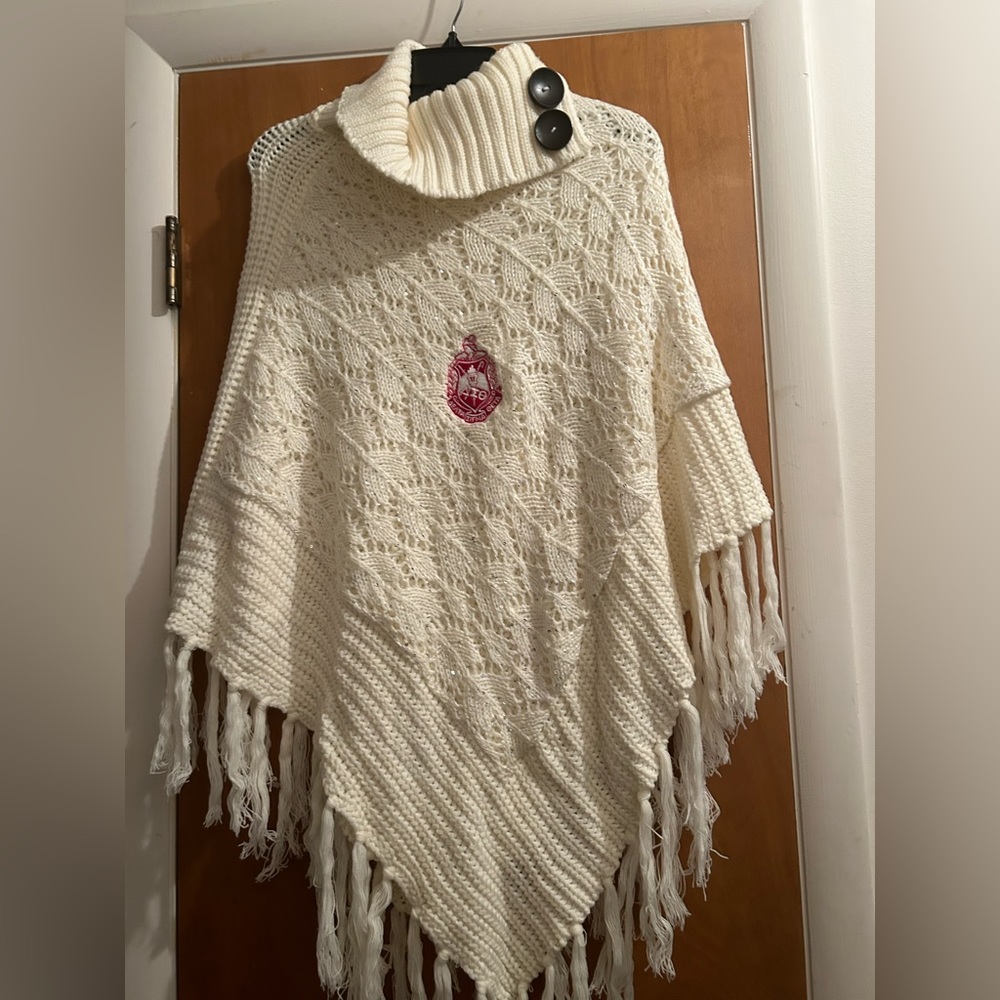 WHITE KNITTED- POCHO SWEATER- XL